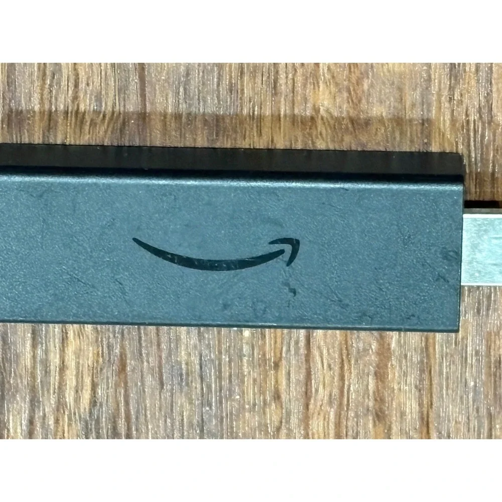 Amazon Fire TV Light Stick S3L46N  2nd Generation + HDMI Adapter - No Remote - Picture 2 of 9